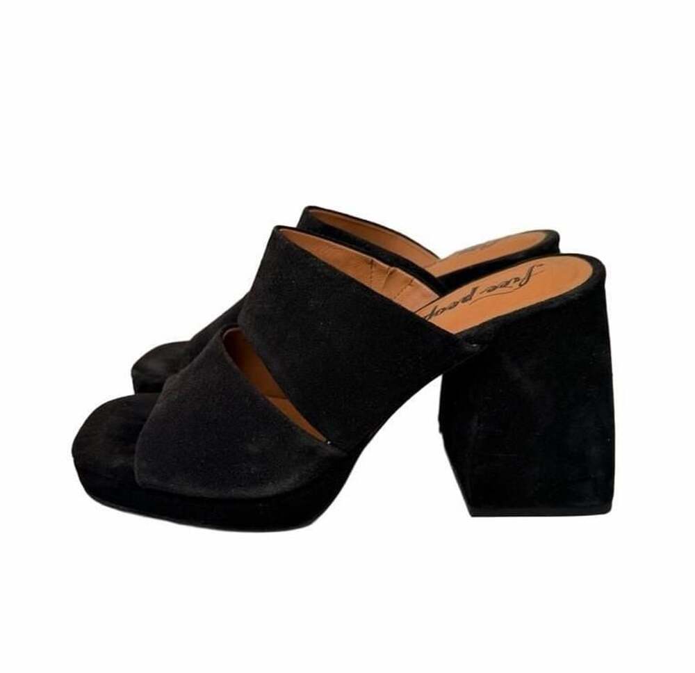 Free People Platform Sandals Size US 10 or uk 39 Black Suede Heeled Mules